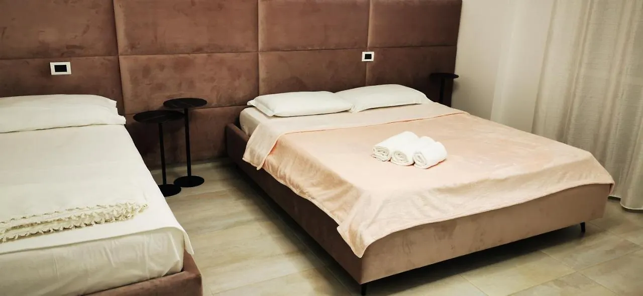 Lungomare Luxury Sea View Apartaments Vlorë 0*,  アルバニア