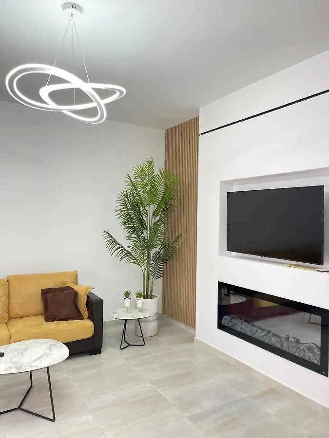 Lungomare Luxury Sea View Apartaments Vlorë