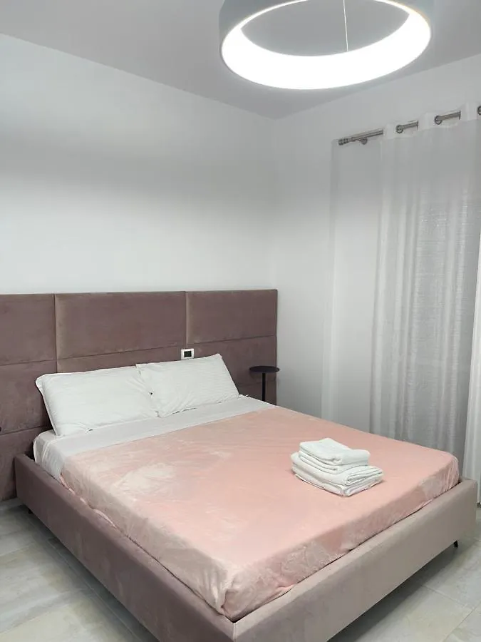 アパート Lungomare Luxury Sea View Apartaments Vlorë