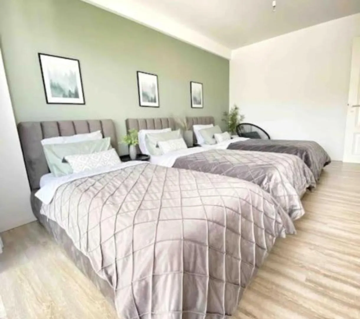 Lungomare Luxury Sea View Apartaments Vlorë